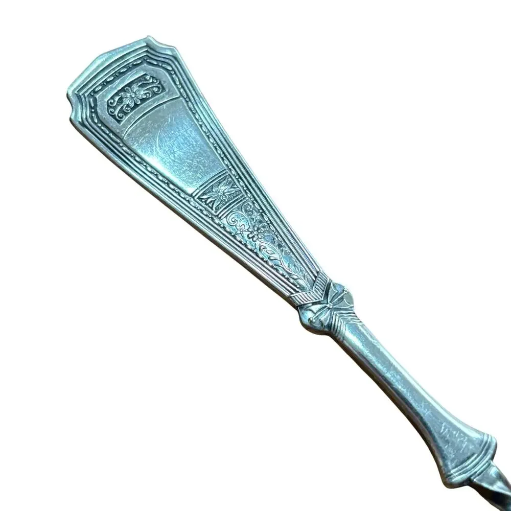 Silver twisted handle master butter knife Countess pattern antique 1880's IS